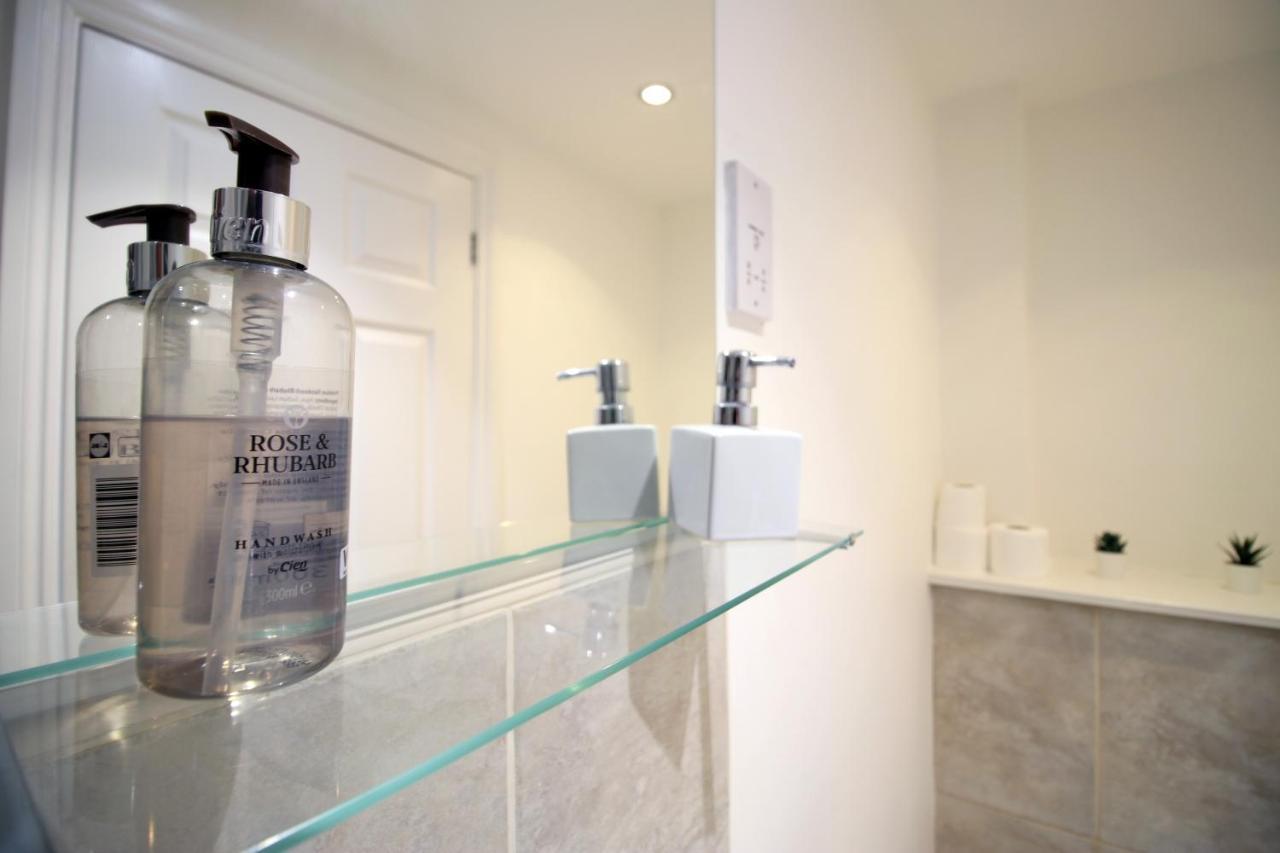 Flat 1 Batheaston By Mia Living Stylish 1 Bedroom Property With Free Parking Exteriér fotografie